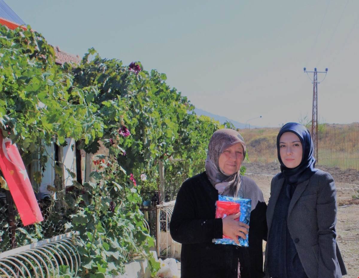 Kaymakam Özbek Şehit Ailelerini Ziyaret Etti