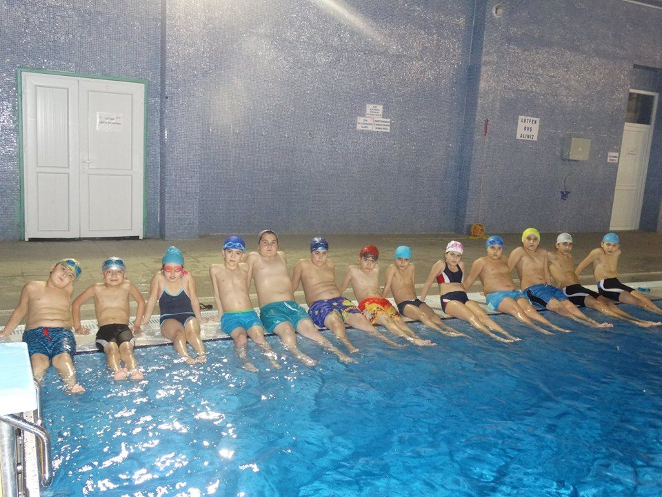 Olimpik Yüzme Havuzu Okul Öğrencilerine Ücretsiz