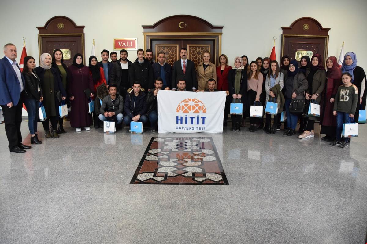 Hitit Üniversitesi Öğrencileri Kırıkkale’li Yöneticileri Dinledi