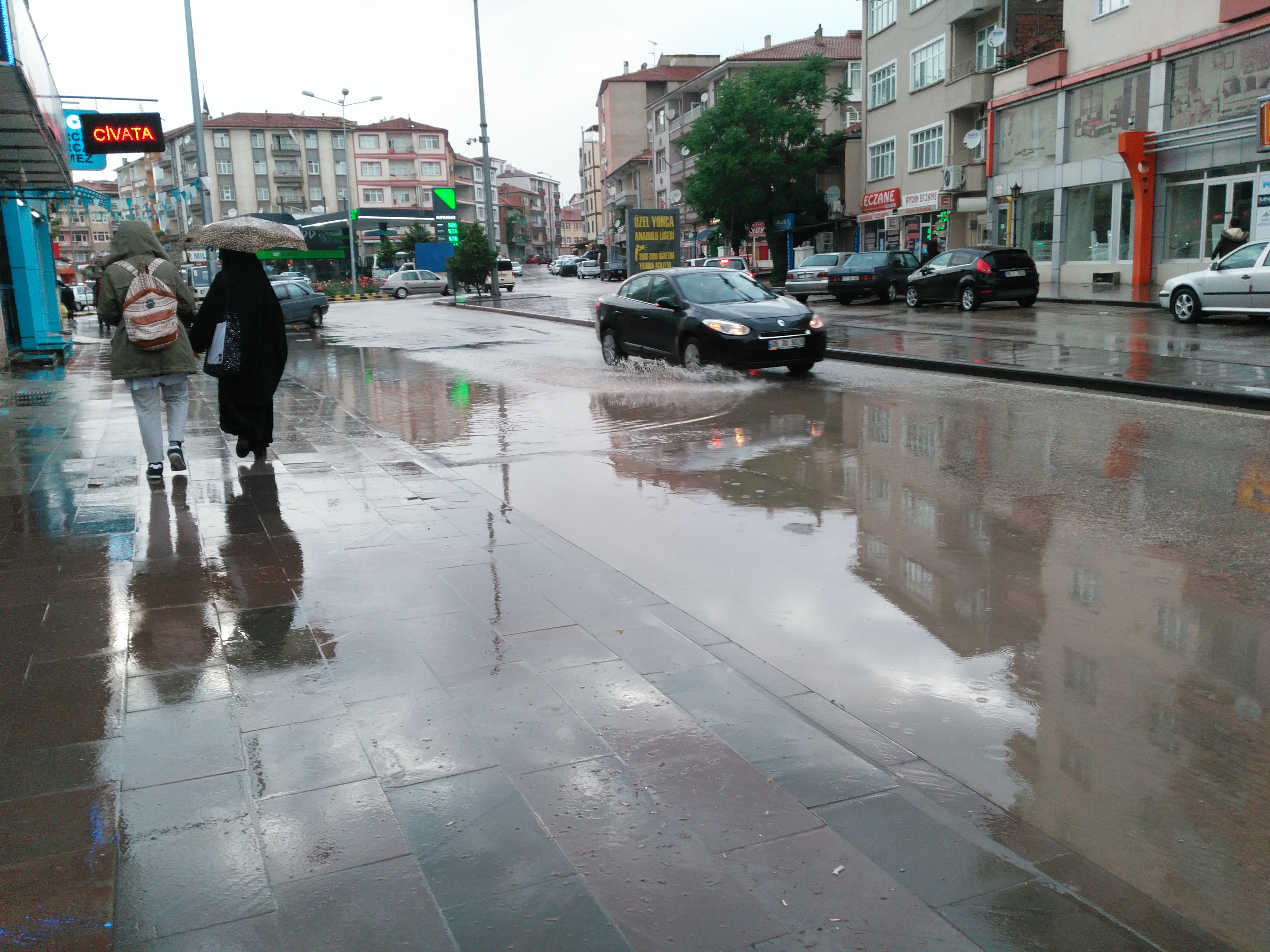 Kırıkkale’de Sağanak Yağış