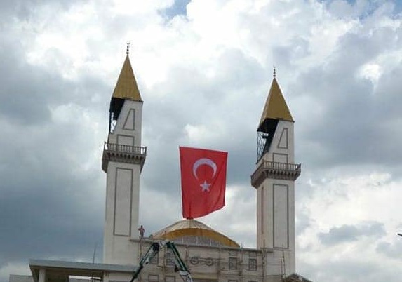 Kırıkkale Külliyesi’ne Türk Bayrağı Asıldı