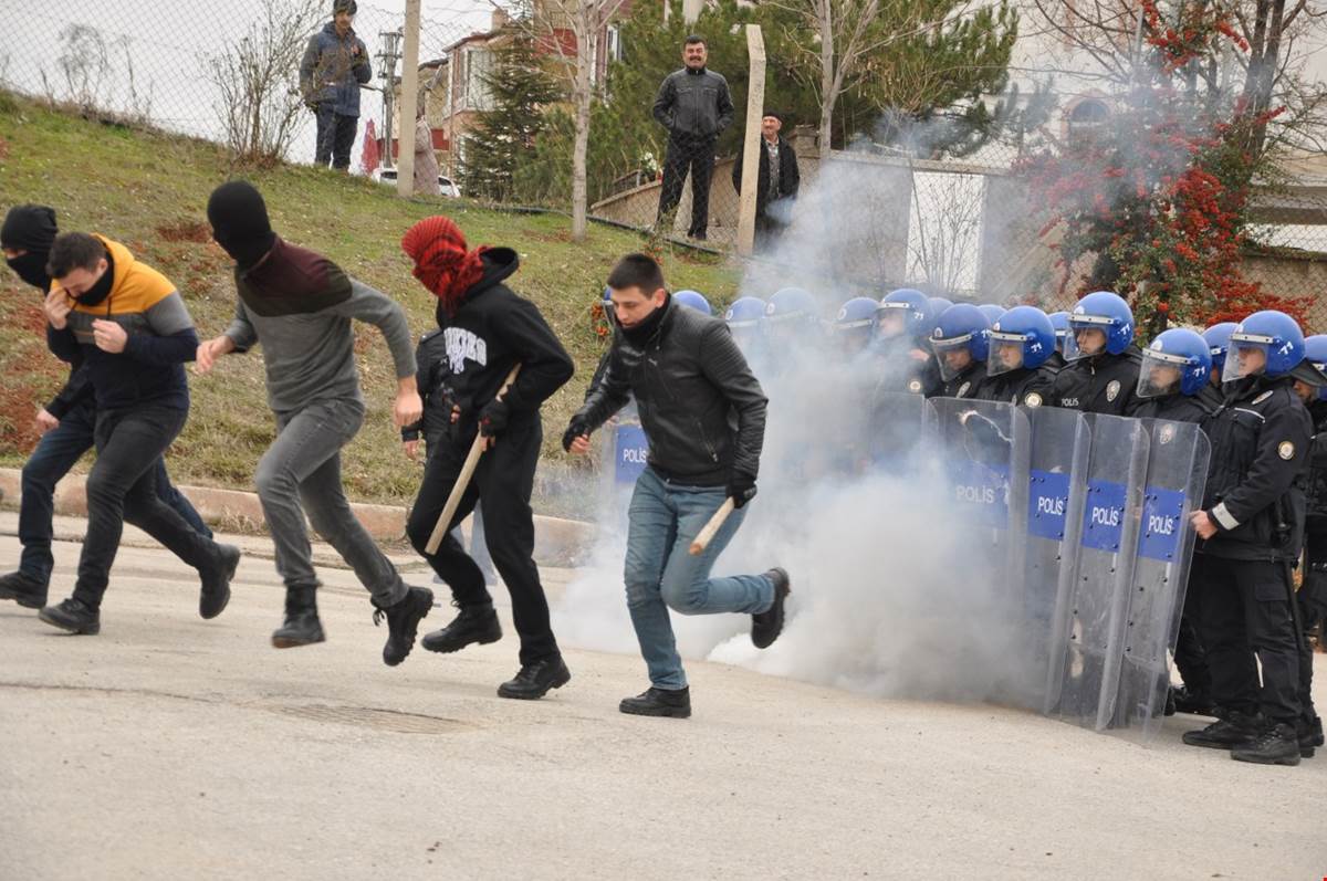 Çevik Kuvvet Toplumsal Olaylara Müdahale Tatbikatı Yaptı