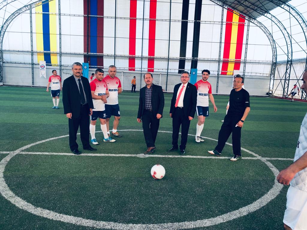 Sağlık-Sen Halı Saha Futbol Turnuvası Başladı