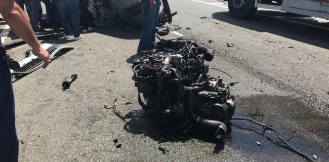 Tır’ın Çarptığı Otomobilin Sürücüsü Ağır Yaralandı