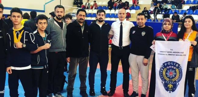 Kickboks’ta Büyükurvay Türkiye Şampiyonu Oldu