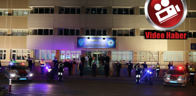 Kırıkkale İl Emniyet Müdürü Şenses Polislerle İstiklal Marşı Okudu