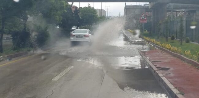 Kırıkkale’de Sağanak Yağmur Etkili Oldu