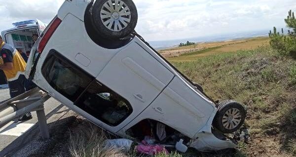 Kırıkkale’de iki ayrı trafik kazasında 11 kişi yaralandı