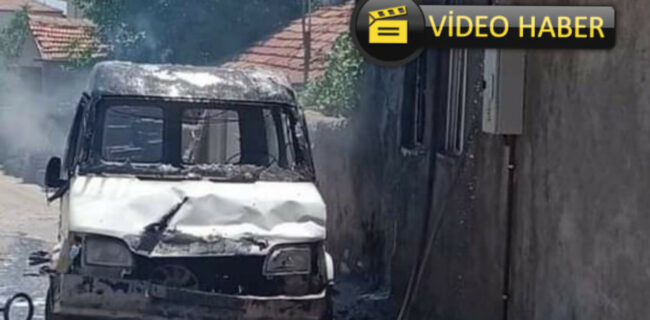 Kırıkkale’de Park Halindeki Minibüs Yandı