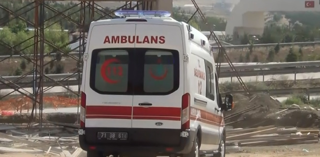 Kırıkkale’de İskele Çöktü 2 İşçi Yaralandı