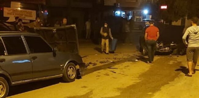 Kırıkkale’de iki otomobil kafa kafaya çarpıştı 3 yaralı