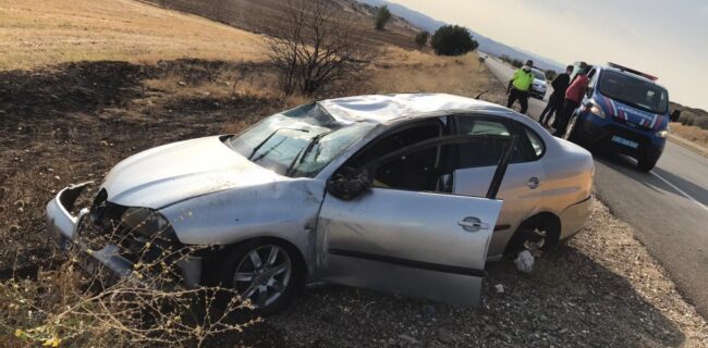 Kırıkkale’de Takla Atan Otomobilde 3 Kişi Yaralandı