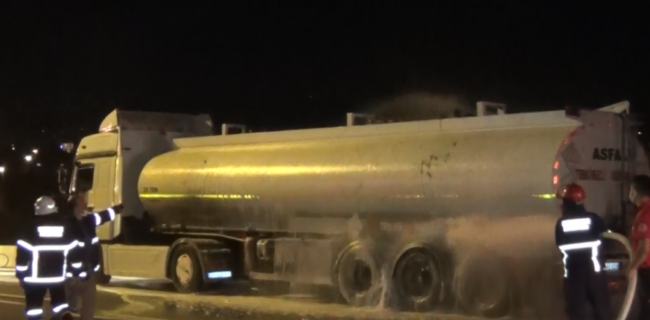 Kırıkkale’de Asfalt Yüklü Tanker Alev Aldı