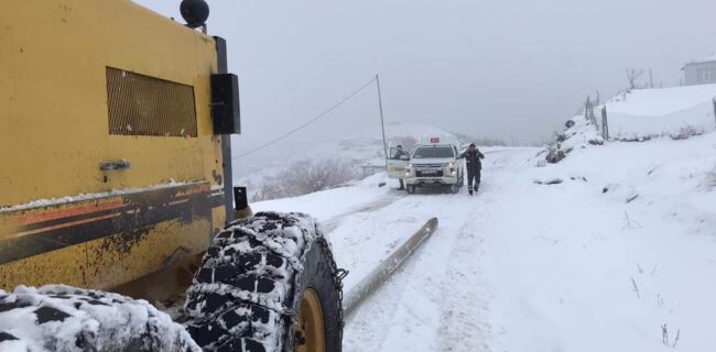 İl Özel idaresinden kardan kapanan köy yollarına anında müdahale