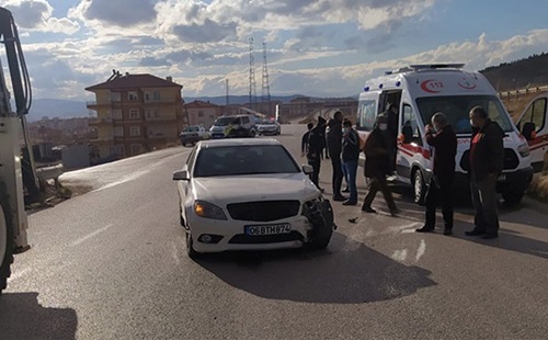 Kırıkkale’de Trafik Kazası 2 Kişi Yaralandı
