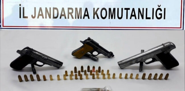 Kırıkkale’de Jandarma operasyonunda 3 silah ele geçirildi