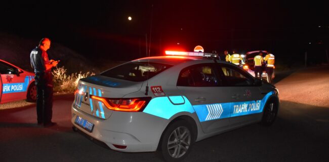 Kırıkkale’de alkollü sürücünün çarptığı polis yaralandı