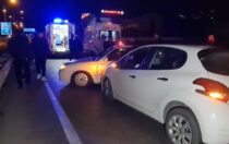Kırıkkale’de kepçe ve iki otomobil çarpıştı 4 yaralı