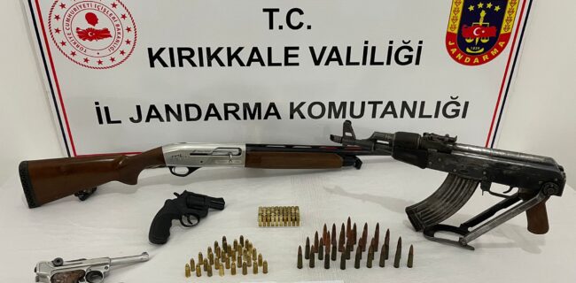 Kırıkkale’de kaleşnikof silah ele geçirildi