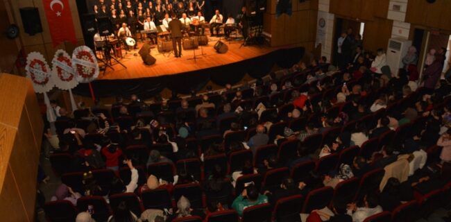 Kırıkkale’de Türk Sanat Müziği Konserine Yoğun İlgi